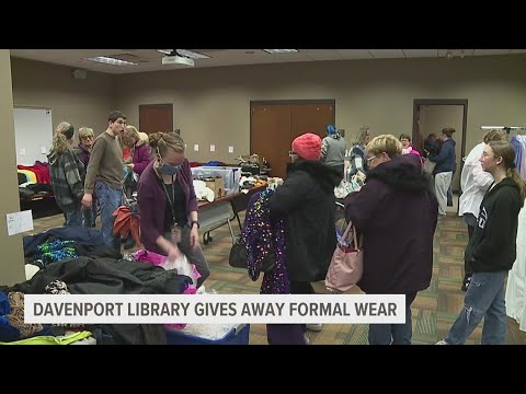 Davenport Public Library 'Formal Wear Giveaway' helps students get ready for prom season Davenport Public Library 'Formal Wear Giveaway' helps students get ready for prom season