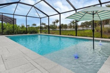 3876 Barque CT, NAPLES, FL Presented by Nico's Team Realtors.