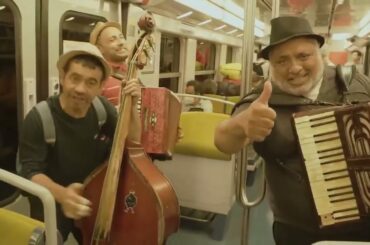 France without advertising, tourist, problems in the country #TravelInsideOut #travelinsideout