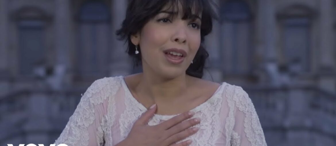 Indila - Tourner Dans Le Vide