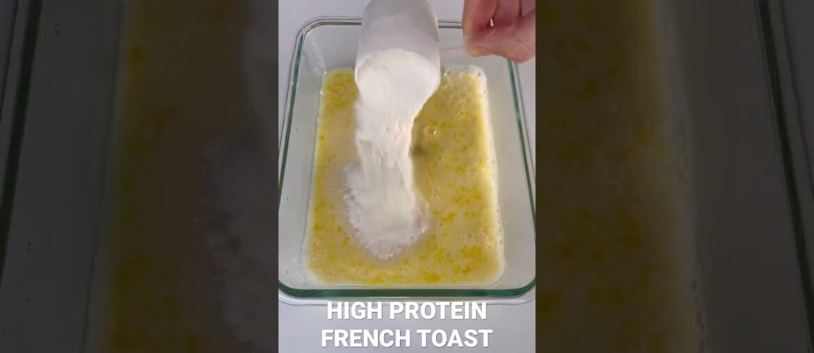 HIGH PROTEIN FRENCH TOAST | easy, healthy, high protein breakfast recipe idea #shorts
