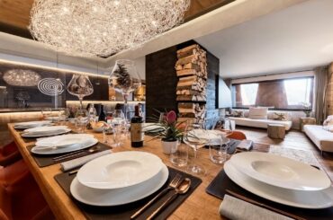 Cocoon Deluxe Luxury Chalet - Chamois, Aosta Valley, Italy - Ski-in ski-out, Private Chef & Spa