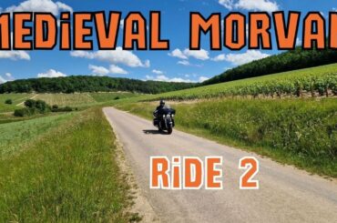 Motorcycle ride in the French Morvan: Chablis | Auxerre | QuazyRides Medieval Morvan tour