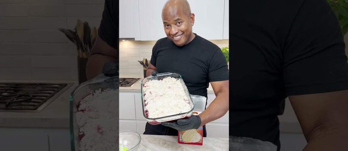 Strawberry Cheesecake Dump Cake