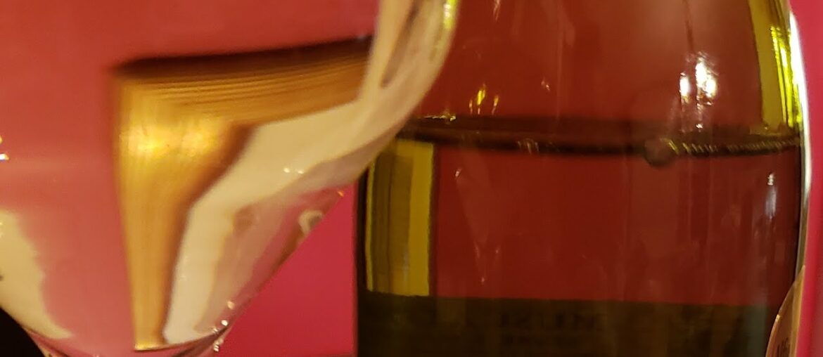 Wine Wednesday.. What went with my Roasted Scallops? #shorts #wine #foodporn