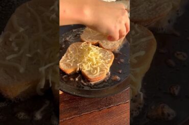 French onion-mushroom toast #youtubeshorts