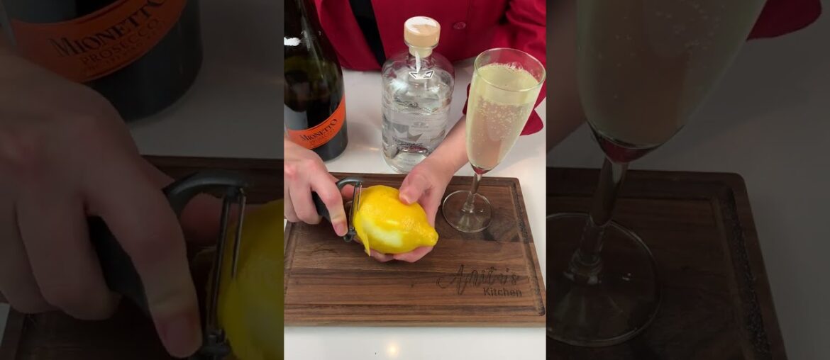 #howto  make a French 75 - a refreshing gin #cocktail