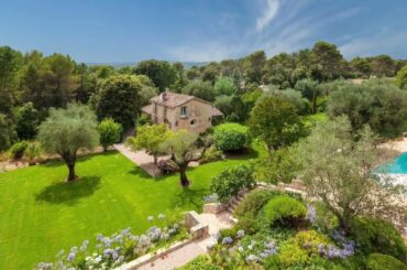 Beautiful Property For Sale in Roquefort-les-Pins France @ExperienceTheFrenchRiviera