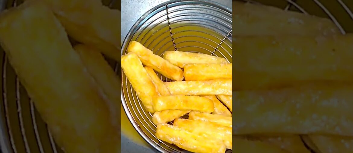 Crispy & Spicy French Fries with Garlic Butter Recipe #frenchfries #garlicbutter #shorts