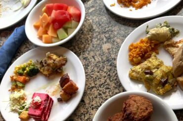 Carnival Conquest Dining Restaurants & Food on Cruise Food in Carnival Conquest Cruise