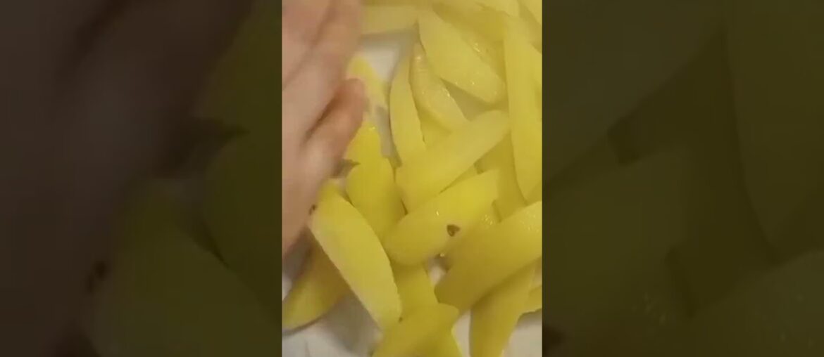 French fries #foodmagicwithasra #recipes #winterspecial #shorts #shortsvideo