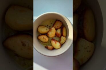 YOU HAVE TO MAKE THESE PARMESAN CRISPY FRIES | EASY RECIPES | FRENCH FRIES RECIPE