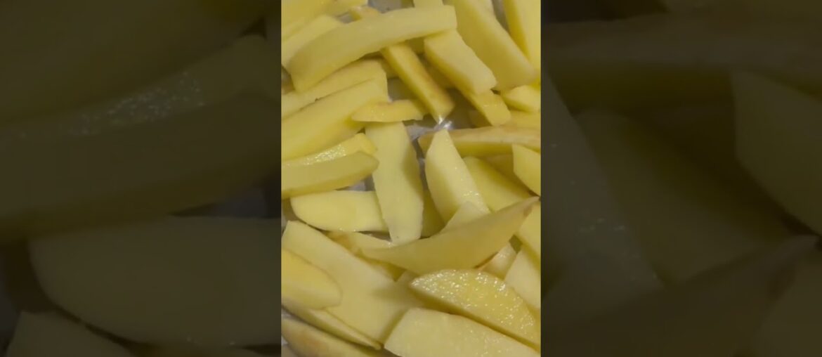 French fries recipe McDonald’s style #shorts #ytshorts #streetfood #delhifood #foodieabuzar