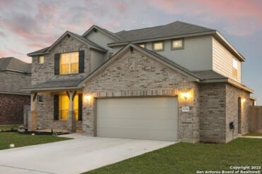 Tour video of listing at 1716 Fall View, New Braunfels, TX 78130 - Residential for sale