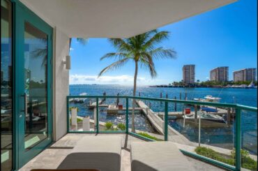 Waterfront Living in Coconut Grove, Florida | Beacon Harbour 101