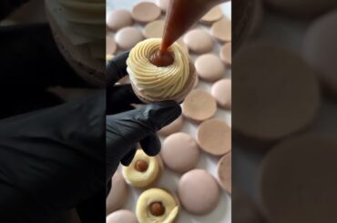 Private cake French pastry training. Gourmet cream decoratio #shortvideo