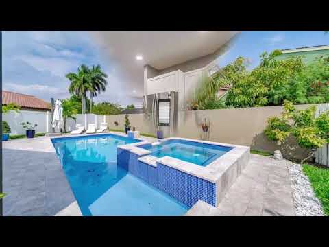 A MUST SEE!! COMPLETELY RENOVATED POOL HOME A MUST SEE!! COMPLETELY RENOVATED POOL HOME