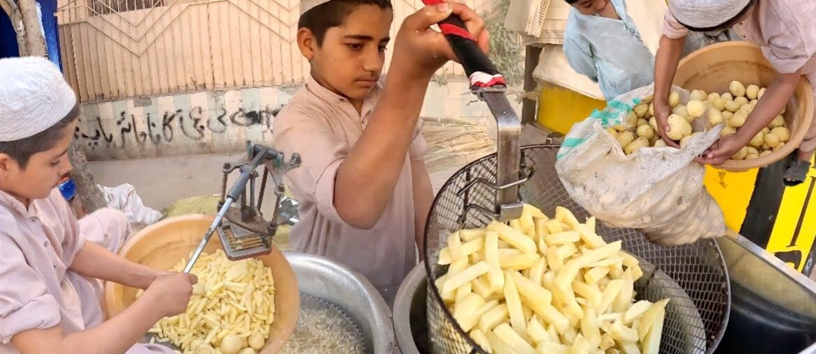 12 Years Old Kid Selling FRENCH FRIES | Hardworking Afghani Kid | Street Food Afghani Fries Recipe
