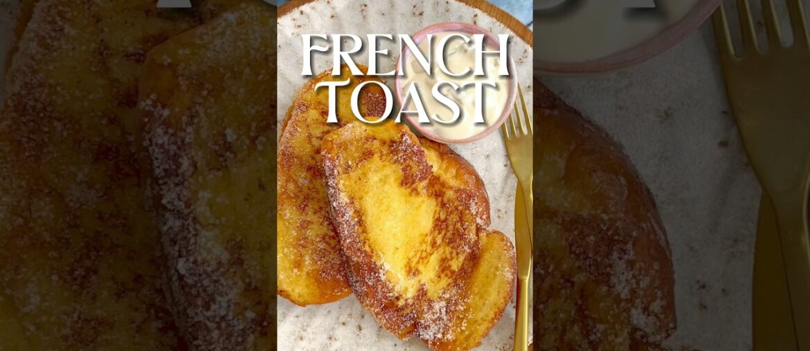 French Toast with Apple Yogurt Dip    #delicious #recipe #frenchtoast