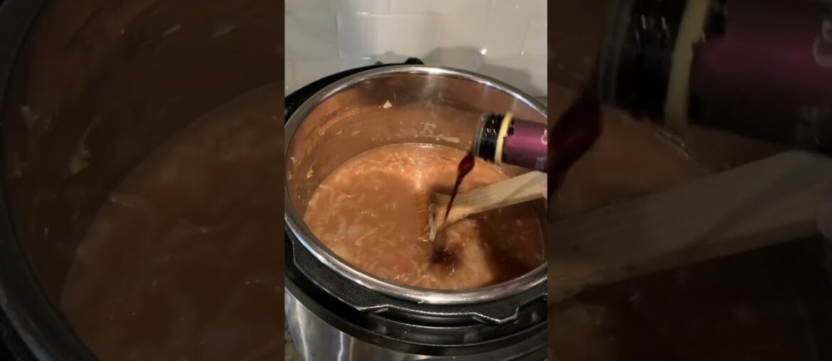 Instant Pot French Onion Soup in 20 Minutes!