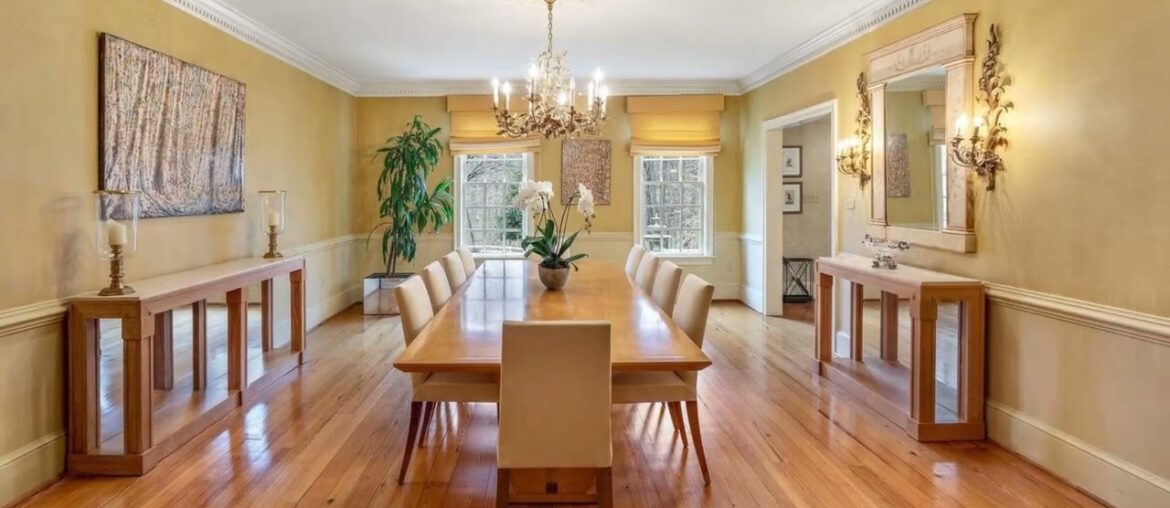 11015 Glen Road, Potomac, MD 20854 11015 Glen Road, Potomac, MD 20854