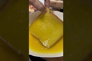 Easy cheesy french toast #foodie #food  #baking #breadrecipe #foodlover #cooking #cravings #bread