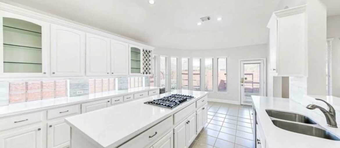 6506 Cotorra Cove Court, Houston, TX 77041 6506 Cotorra Cove Court, Houston, TX 77041