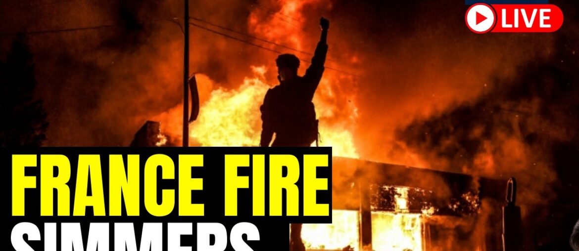 Fires, Clashes & Tear Gas In Paris As Protesters Opposed Macron's Pension Bill | France Protest Fires, Clashes & Tear Gas In Paris As Protesters Opposed Macron's Pension Bill | France Protest