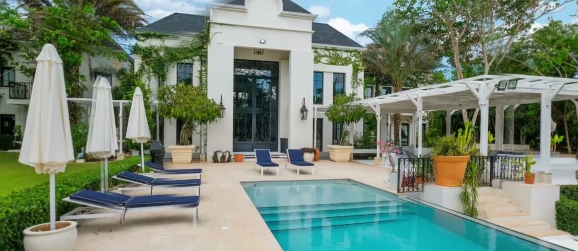 Villa Du Cacique English | Simply Dominican | Dominican Republic