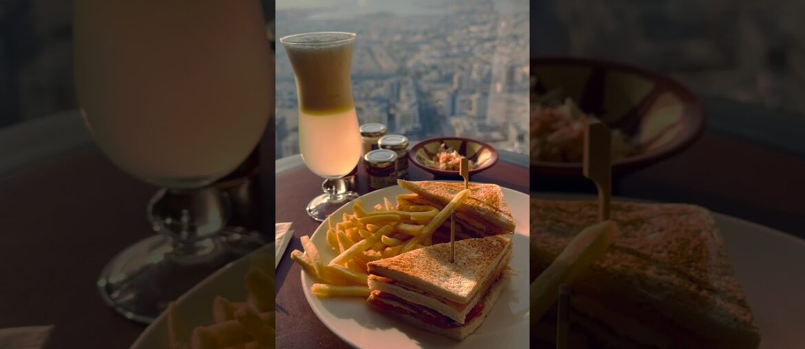 Insane Heights and Delicious Bites: Eating & Sipping drinks in Dubai Will Blow Your Mind! SkyTower!