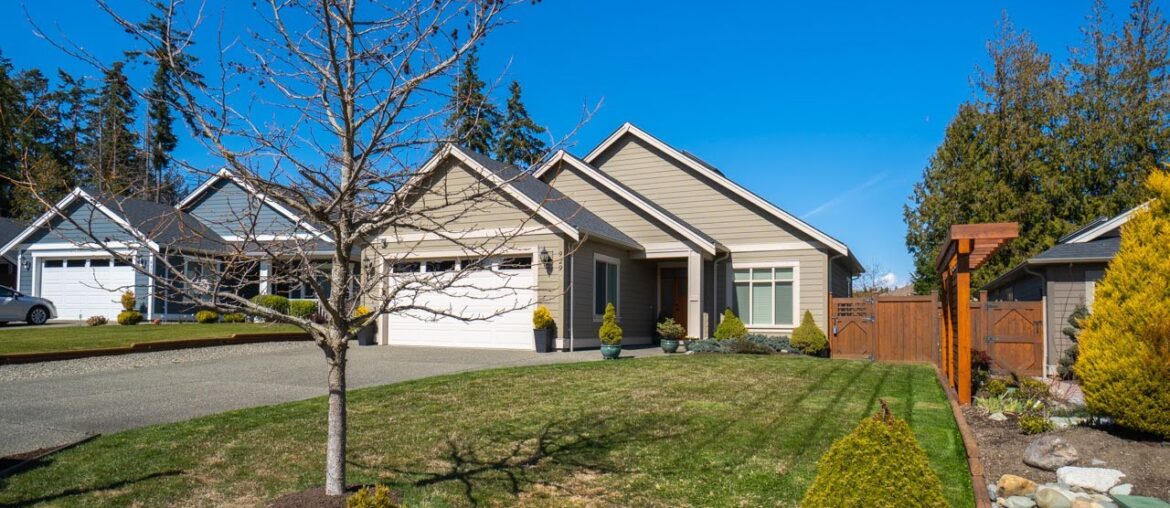 Real Estate, French Creek, Wally's Way, Vancouver Isl, Susan Forrest, Home, House, Sale Real Estate, French Creek, Wally's Way, Vancouver Isl, Susan Forrest, Home, House, Sale