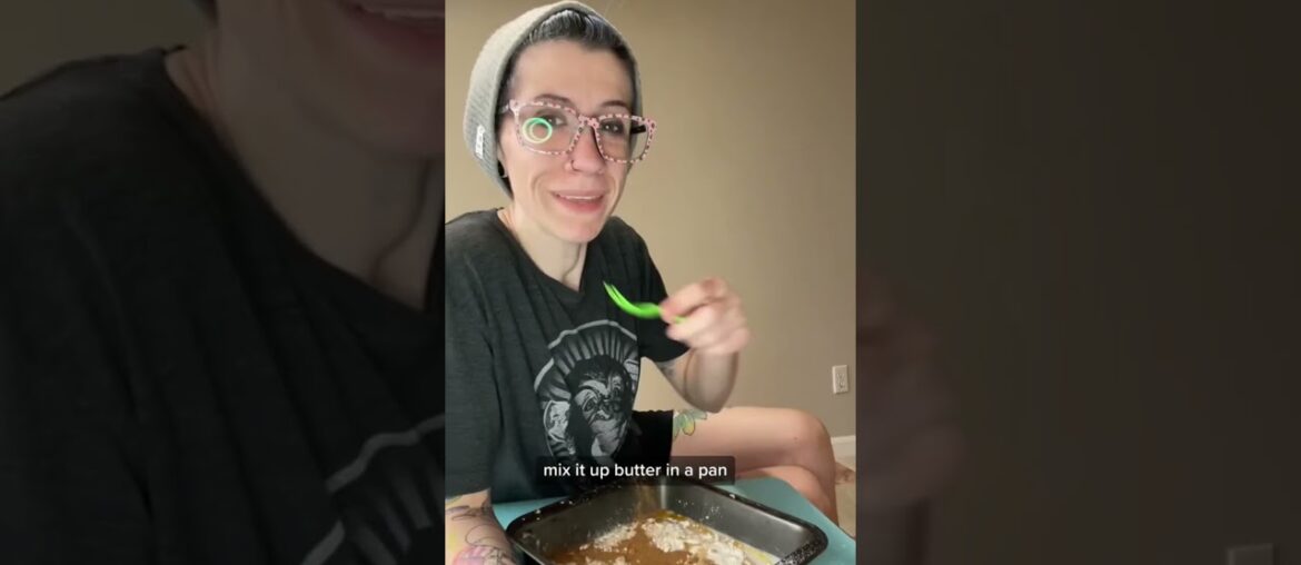 Square hole gets the square peg #recipe #quickrecipe #cooking #breakfast #easybreakfast