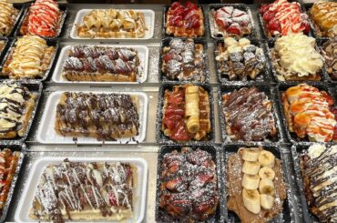 Street food in Brussels: Handmade chocolate; belgian waffle; belgian fries & co.