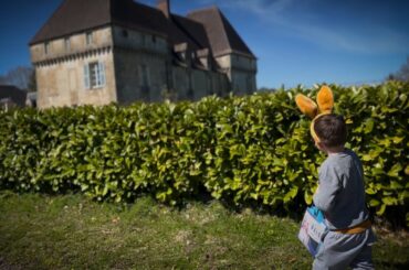 Some good old fashioned, chateau child labour