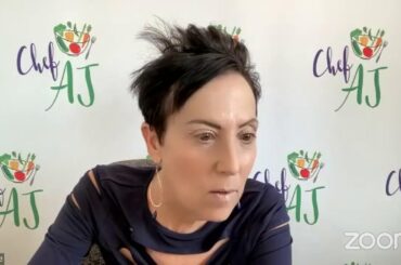 How we Grow and Use Sprouts & Microgreens! With Lissa & Nate of Raw Food Romance