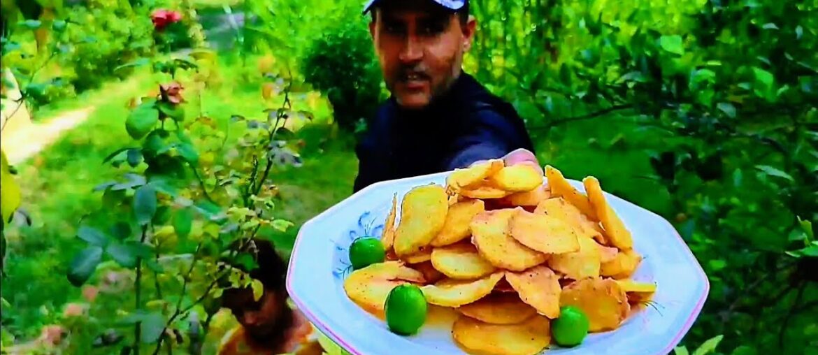 Iftar Recipes | KFC Aalu Chips | French Fries KFC | Potato KFC Recipe | Village Food Point Musa Khan