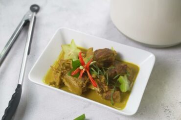 Creamy Smoked Duck with Starfruit, Done in 15 Minutes