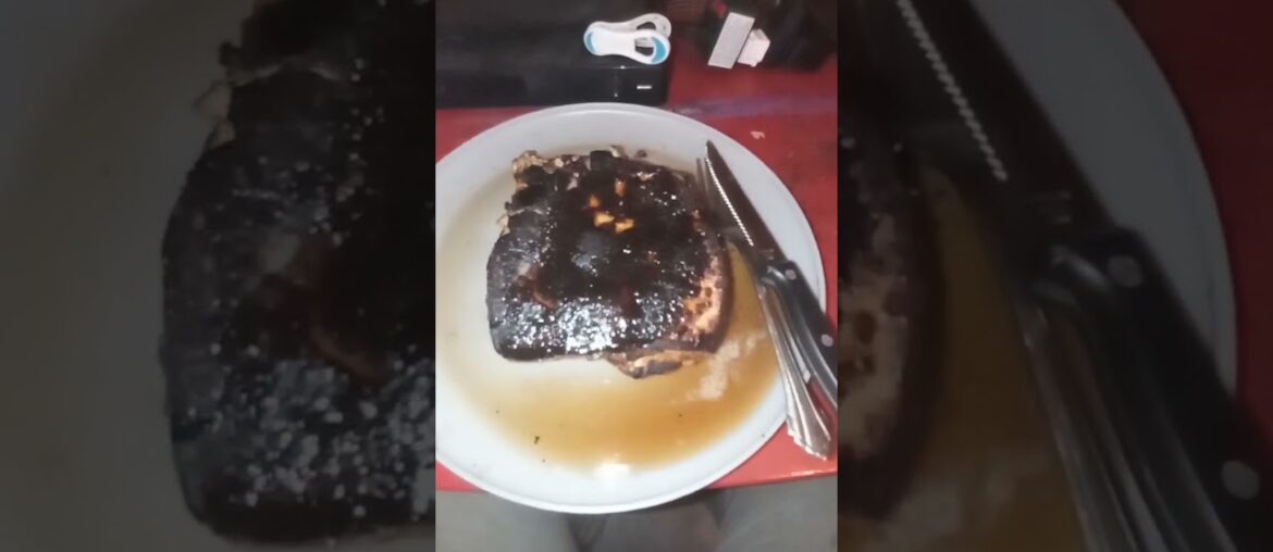 tonight's dinner of the day is French toasts tonight's dinner of the day is French toasts