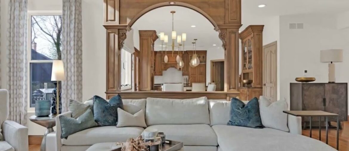 96 Forrest Hills Drive, Voorhees, NJ 08043