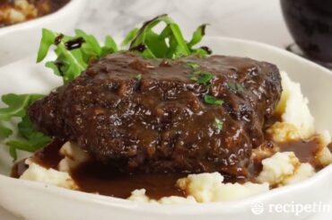 Slow Cooked Beef Cheeks in Red Wine Sauce