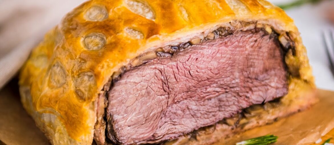 The Best And Worst Old-School Dishes To Order At A Restaurant