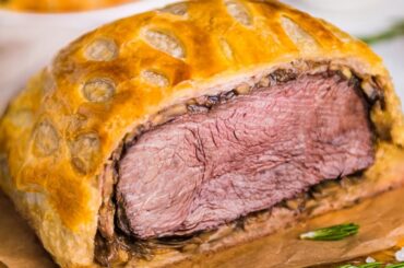 The Best And Worst Old-School Dishes To Order At A Restaurant