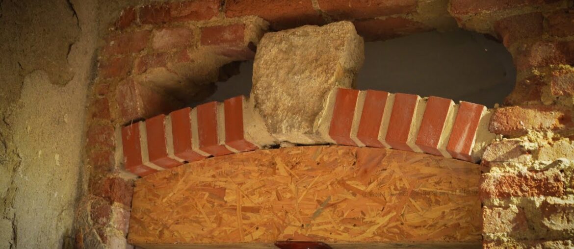 Saving this French chateau from collapse : rebuilding the arches