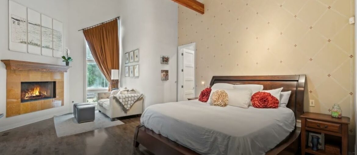 780 Bob-O-Link Road, Highland Park, IL 60035