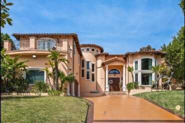 11565 Yarmouth Avenue Granada Hills, CA |