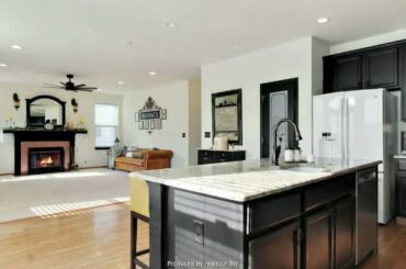 314 Valley View Drive, St. Charles, IL 60175