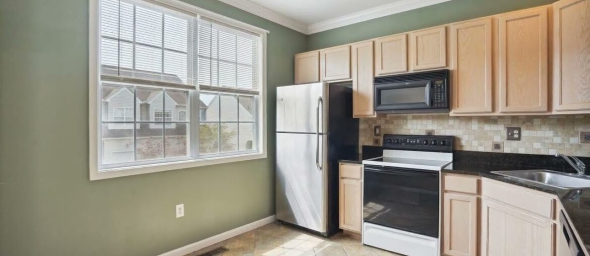 605 Needle Street, Phoenixville, PA 19460 605 Needle Street, Phoenixville, PA 19460