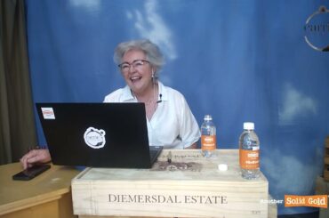 Lady Carrie goes to France | Herve Delabesse