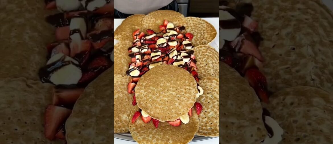 French cuisine is so good! #easyrecipe #recipe #breakfast #crepe #strawberry #banana #chocolate