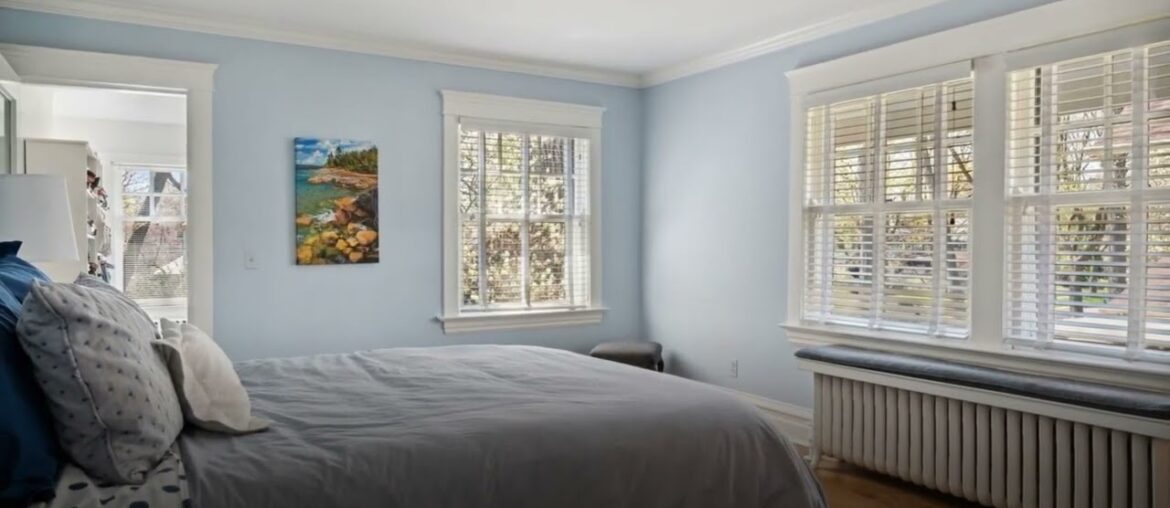 1004 Ashland Avenue, Wilmette, IL 60091 1004 Ashland Avenue, Wilmette, IL 60091